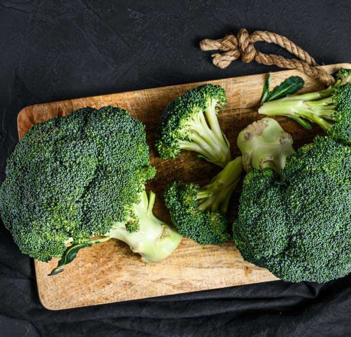 raw-broccoli-wooden-bowl-top-view.jpg