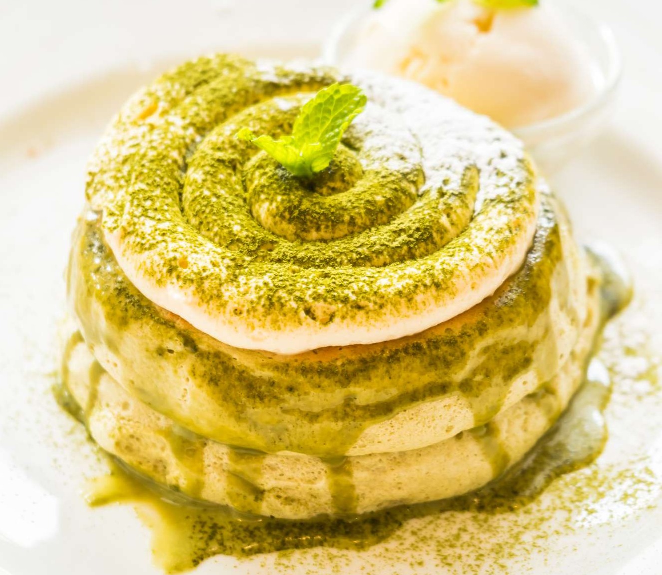 vegan-matcha-tiramisu-oatmeal-crocus-media.jpg