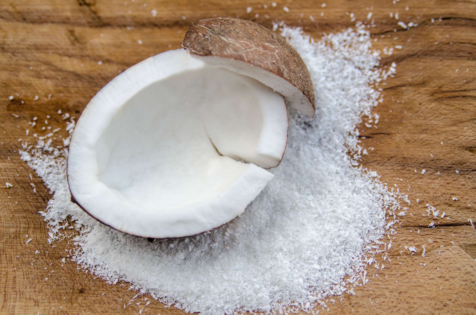 coconut-fresh-half-inner-dried-coconut-flakes.jpg