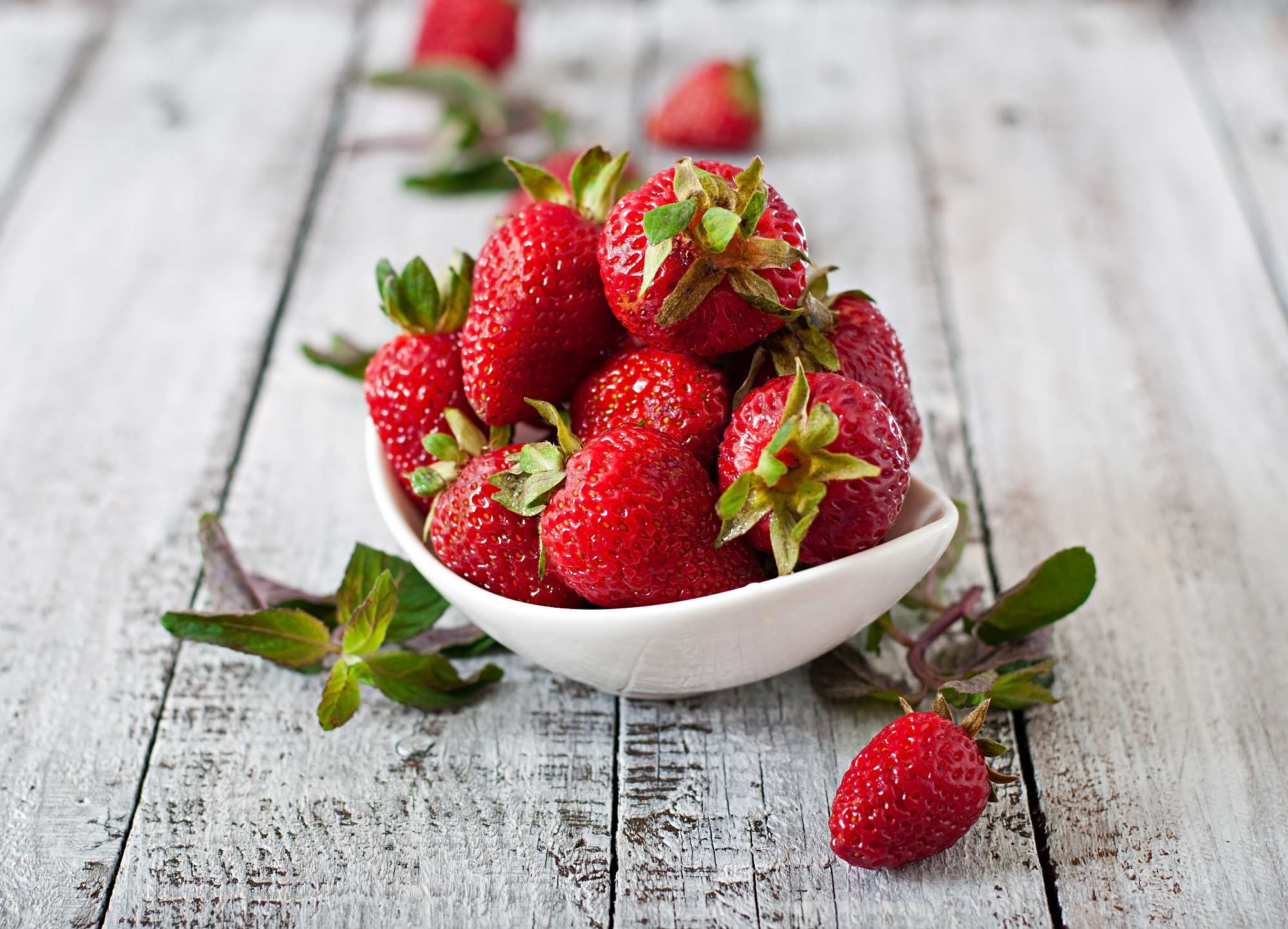 fresh-strawberries-bowl.jpg