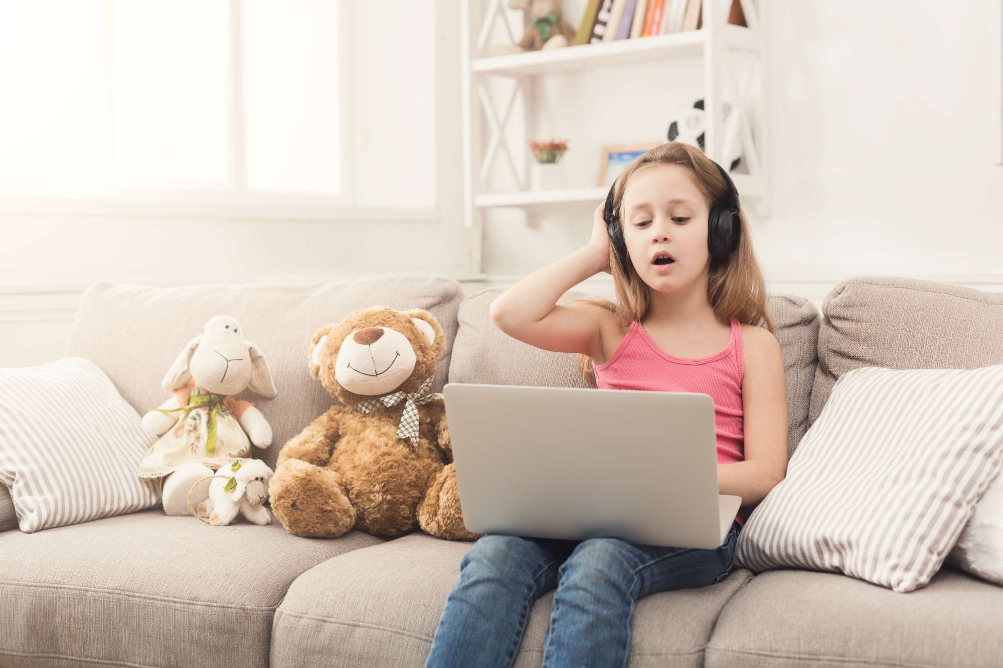 little-girl-earphones-with-laptop-home-cute-child-doing-homework-computer-modern-online-education-communication-technology-concept-copy-space.jpg