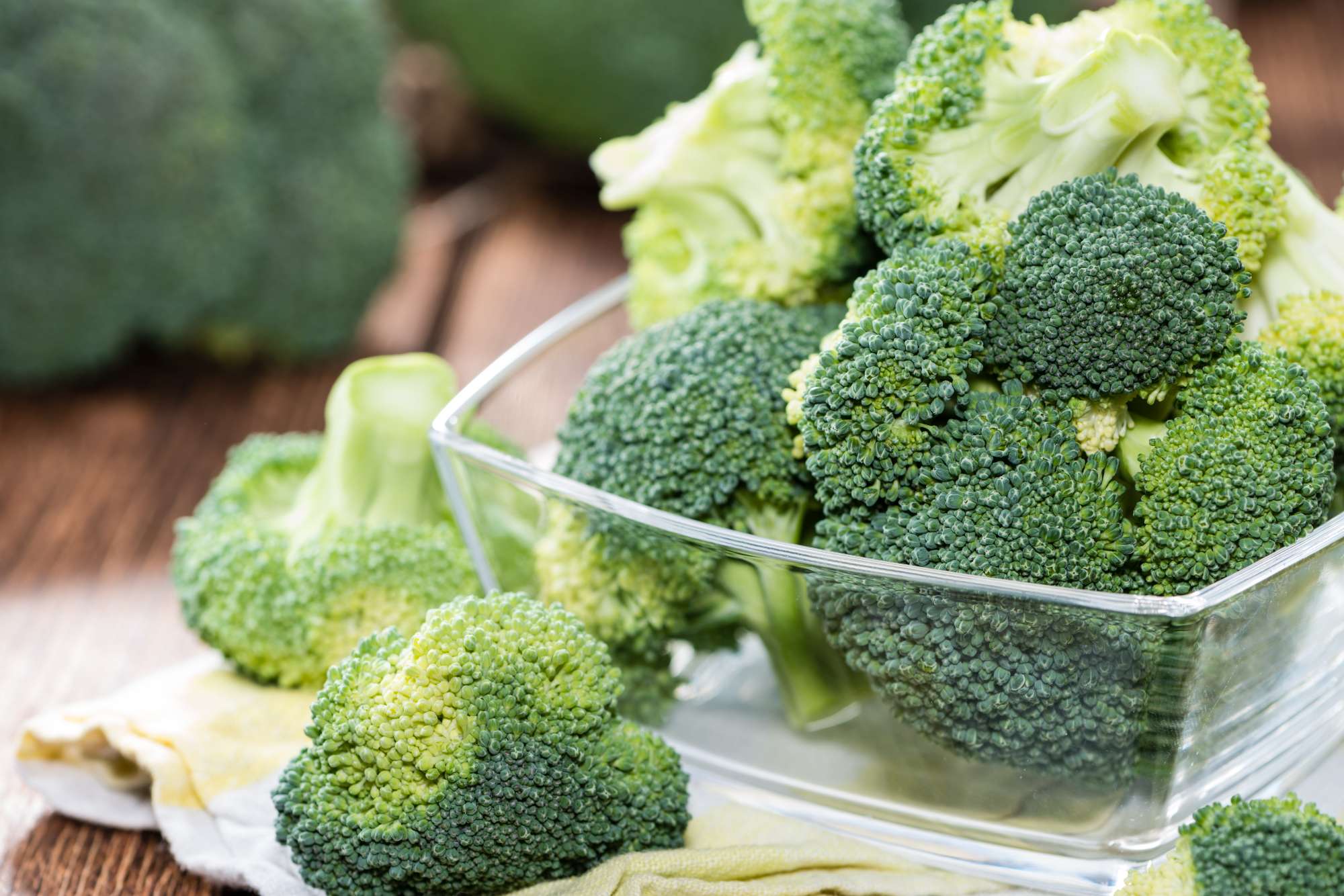 portion-raw-broccoli.jpg