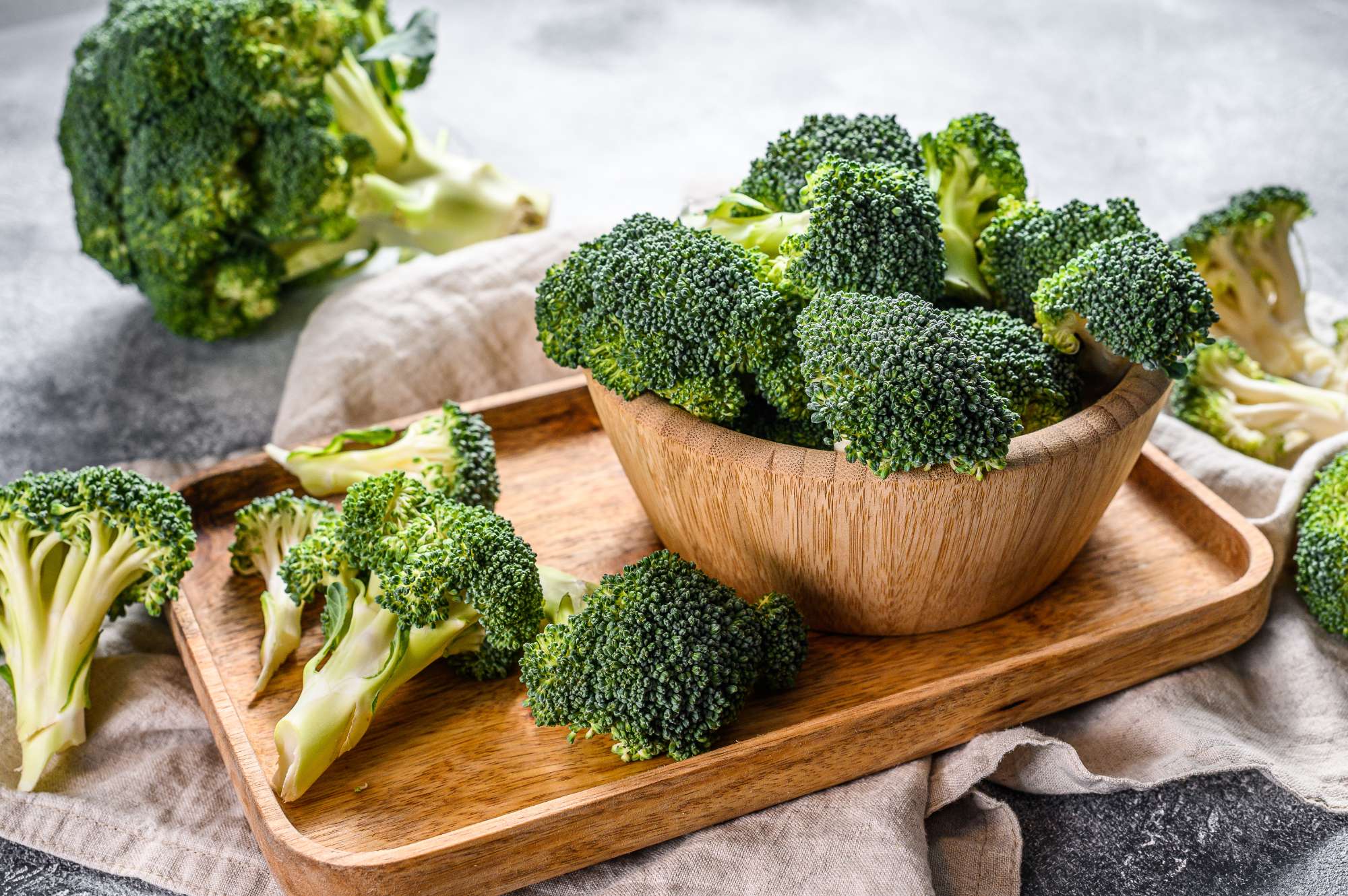 fresh-broccoli-wooden-bowl-top-view.jpg