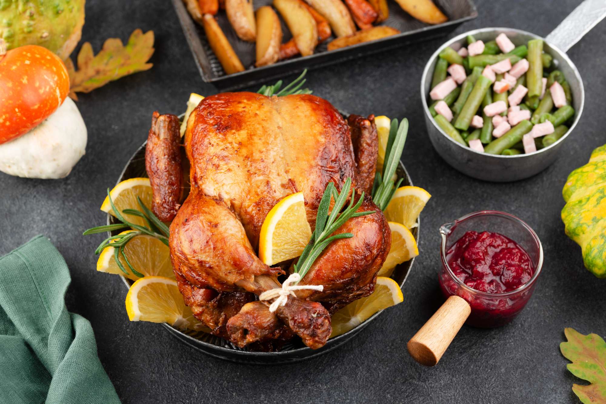 thanksgiving-day-delicious-meal-arrangement.jpg